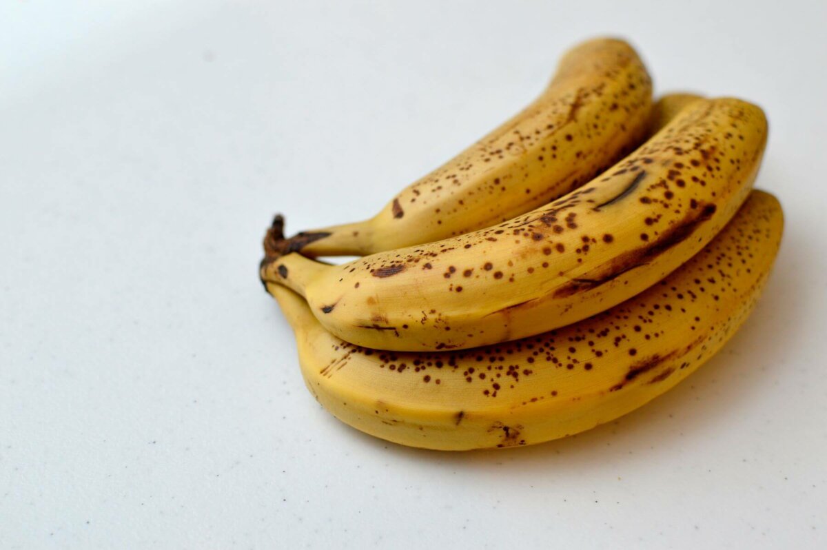 Posso compostar bananas?  Um guia abrangente • Em vez disso